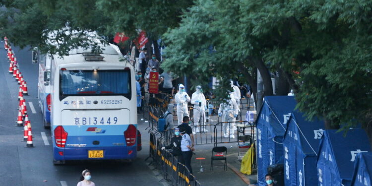 베이징 확진자 150㎞ 밖 격리…“우리가 하수구냐” 허베이 분통