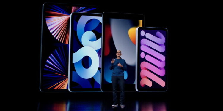 ‘상하이 봉쇄’에 애플도 속수무책…아이폰 14 가을 출시 ‘불투명’