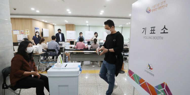 [포토] ‘미리미리, 투표하세요’