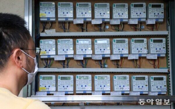 결국 전기료 인상… 脫정치 전문가 조직에 요금 결정 맡겨야