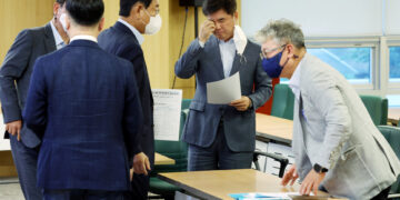 민주당 재선의원들, 당권주자들에 “배타적 팬덤과 결별하라”