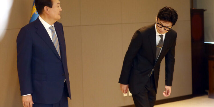 '글로벌 스탠더드 정부'에선 영어 잘해야 해요? : 정치일반 : 정치 : 뉴스 – 한겨레