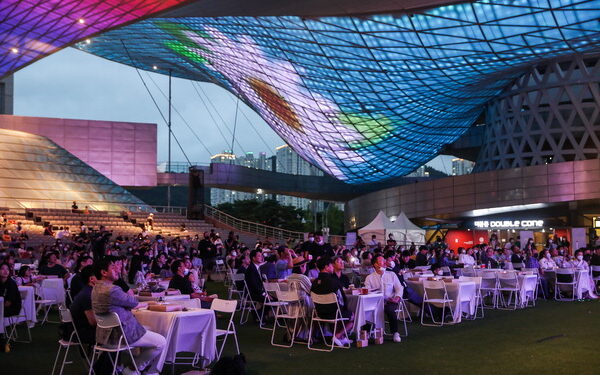 “부산의 밤은 더 아름답다” 야경관광상품 매진 행렬 : 부산의 대표 정론지, 국제신문