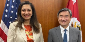 제야 국무부 차관, 조태용 대사 면담 “경제와 인권 등 공통 관심사 협력 기대”