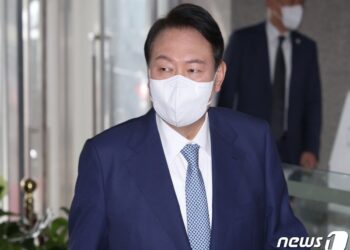 대통령실 “강릉 선관위원 부친, 결격사유 안돼…부당한 정치공세”
