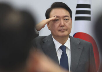 [정치]尹 “행정관이 합참의장 조사하는 일 없을 것”…전 정권 또 겨냥