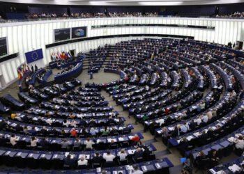 미국, 보고 있나…유럽의회 “임신중지는 기본권” 결의안 채택