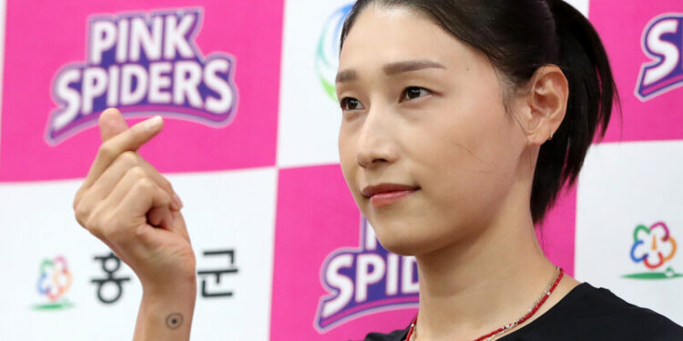 국내 복귀한 김연경…“후배들 해외 진출 많이 도전했으면” – 한겨레