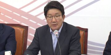 [정치]권성동, 이준석 띄어올린 혁신위에 “위축될 이유 전혀 없어”