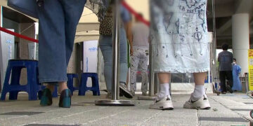 [사회]어젯밤 9시까지 3만 8천여 명…휴일도 4만 명 넘을 듯