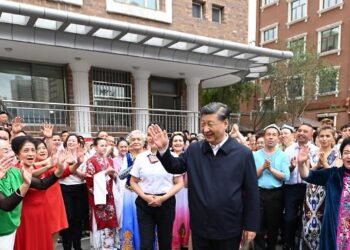 中시진핑 3박4일 신장行···’민족단결, 경제발전’ 초점