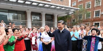 中시진핑 3박4일 신장行···’민족단결, 경제발전’ 초점