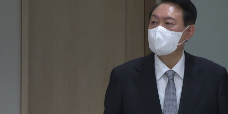 [정치][속보] 尹대통령 “기업활동 위축 과도한 형벌규정 개선” 지시