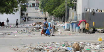 아이티 ‘갱단의 전쟁’, 미국서 무기 반입…수도까지 폐허로