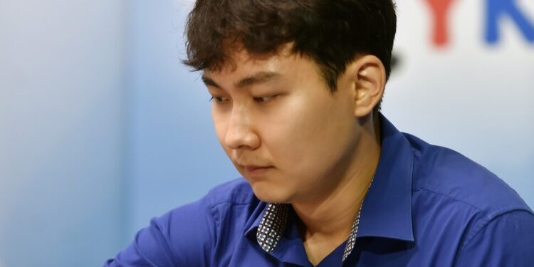 박정환, 신진서 꺾고 YK건기배 결승 진출 – 한겨레