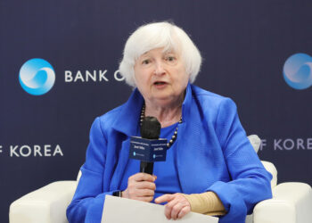 옐런 재무 “美 경제 둔화하고 있지만 경기침체 아냐”