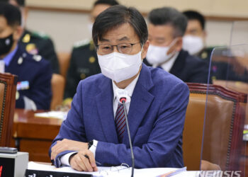 민주, ‘국정 지원’ 감사원장에 “尹 정치보복 지원…물러나야” :: 공감언론 뉴시스통신사 ::