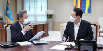 尹 “경제외교 가장 중요, 어디든 찾겠다…韓日, 공동이익 신뢰 구축해야”(종합) – 조선비즈 – 조선비즈