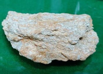 통통 지역경제 신비의 광물 일라이트…영동군 100년 먹거리 될까