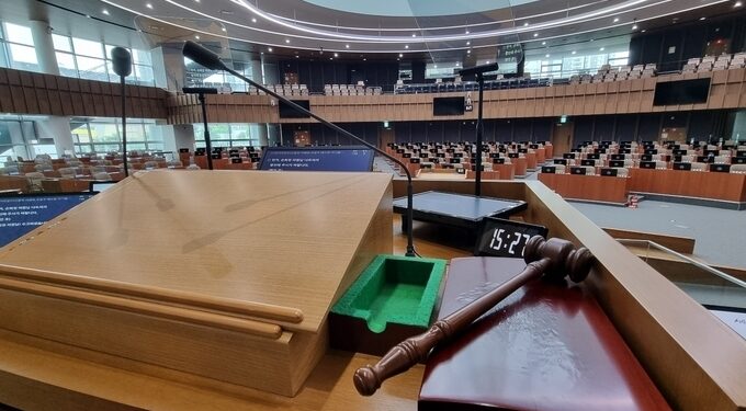 도민 위한 정치 실종…세력 다툼 변질된 경기도의회