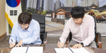 김포시의회 여야, ‘상생 정치 실천 합의서’에 서명하며 원구성 합의