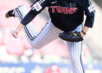 2회에 등판한 북부 김영준 [MK포토] – MK스포츠 – MK스포츠(PC)