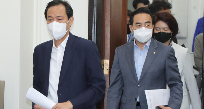 “여당 대표도 징계하는데”···'사필귀정' '청년정치 우려' 속에서 '이준석 중징계' 바라보는 야당의 걱정, 왜? – 향이네 h2.khan.co.kr