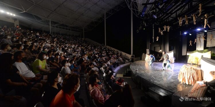 제32회 거창국제연극제 성황리 폐막 – 경남뉴스투데이