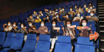 롯데시네마, 부산 산복도로 주민 대상 영화 관람회 개최