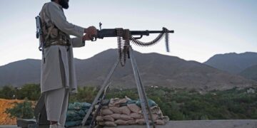 이란-아프간, 이틀째 국경 충돌…'물·농지 갈등' 지역 – 한겨레