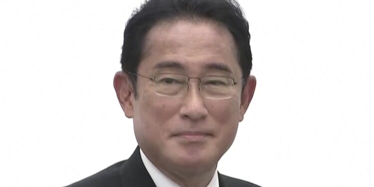 기시다, '中 미사일 日 EEZ 낙하' 비난 – YTN