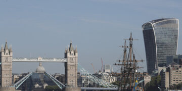 런던 경찰, 청소년 알몸수색 3년간 650건…사흘에 한 번꼴