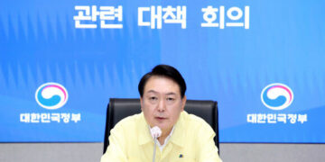 윤 대통령 “불편 겪은 국민께 정부 대표해 죄송” – 한겨레