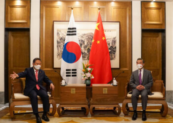 중국 “한국, 사드 운용 제한 선서했다”…‘3불’ 이어 ‘1한’까지 주장