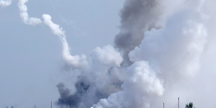 크림반도 러시아 군 시설, 또 의문의 폭발…러 “사보타주 공작”