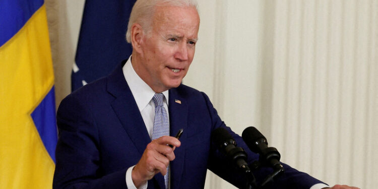 “바이든, 수백만명 학자금 대출 1만달러 탕감 발표 계획”