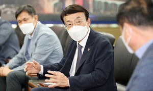 허식 인천시의회 의장 “‘경찰 나부랭이’ 표현 사과”