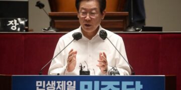[이슈+] “독재자 아니다”…통합·소통 행보 나서는 이재명, 식사 정치도 계속