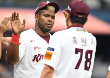 홍원기 감독 `푸이그, 역전타 훌륭했어` [MK포토] – MK스포츠 – MK스포츠(PC)