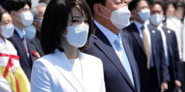 “김건희가 직접 도이치모터스 주식 매수 지시”…민주당, 특검 거론 – 한겨레