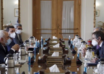 “이란 핵 견주면 북핵은 쉽죠” 한반도에도 ‘비핵’ 훈풍 불까