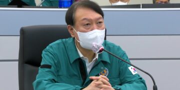 [정치]尹, 용산 벙커서 “선조치 후보고” 강조…위기경보 ‘심각’ 발령