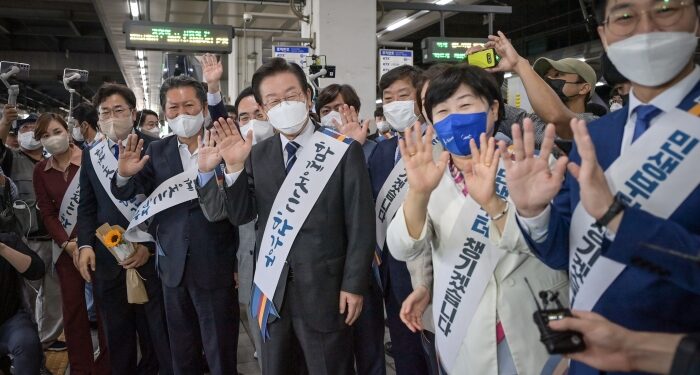 민주, 이재명 기소에 격앙···”저열한 정치 기소”, “치졸한 짐승 같은 정권”