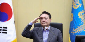 [성한용 칼럼] 법치보다 정치가 앞서야 하는 이유 – 한겨레