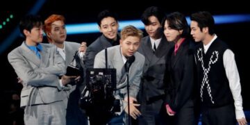 하이브, 코스피서 2.27% 상승 마감… 홀로 ‘반짝’ 왜? – 국민일보