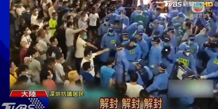 ‘6차례 봉쇄’ 선전, 수천명 시위 터졌다…중국에 무슨 일이