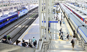 [국제포토] 설렘이 가득한 서울역 < 포토뉴스 < 핫 포토 < 포토 < 기사본문 – 국제뉴스