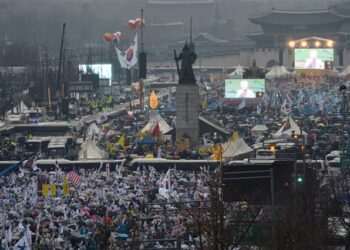 한국 정치에 국민은 큰 불신·불만, 87년 체제엔 한계… 도약 위해 개혁해야 [대한민국은 선진국인가]
