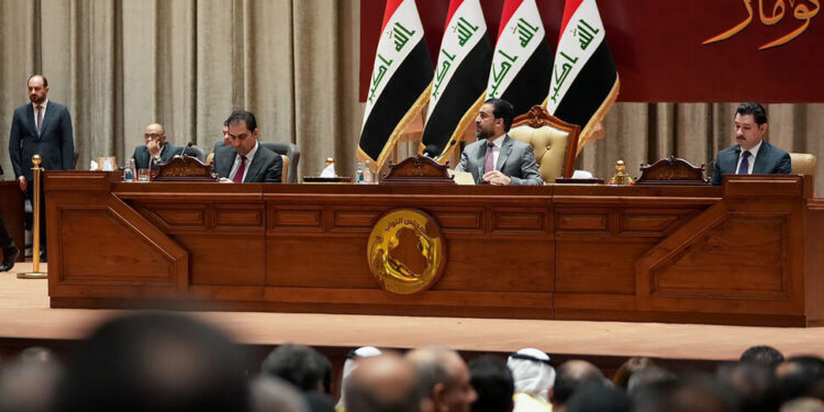 1년간 국정 공백 겪은 이라크에 새 대통령과 새 총리 나와