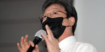 '집중 타격 대상'된 유승민의 선택은? – 한겨레